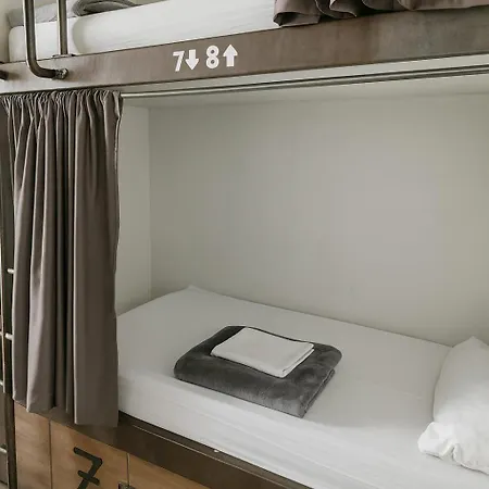 Hostel Black Swan Sevilla