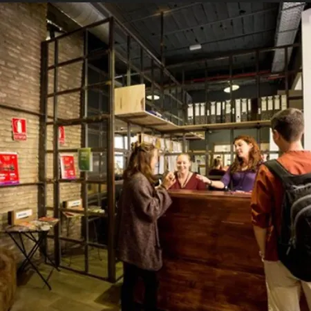 Black Swan * Sevilla