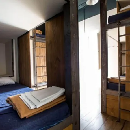 Black Swan * Siviglia