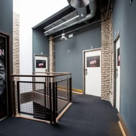 Hostel Black Swan Sevilla