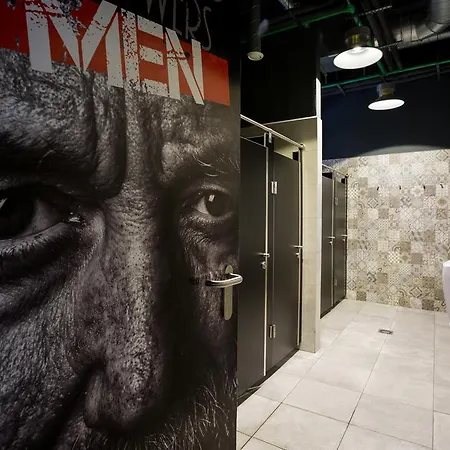 Hostel Black Swan Seville
